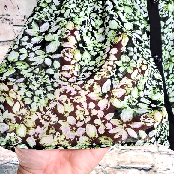 BCBGGeneration | Gypsy Boho Cottagecore Garden Floral Sheer Peplum Blouse - Picture 8 of 11